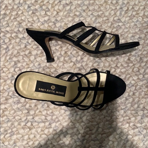 Open toe heals - Picture 2 of 4